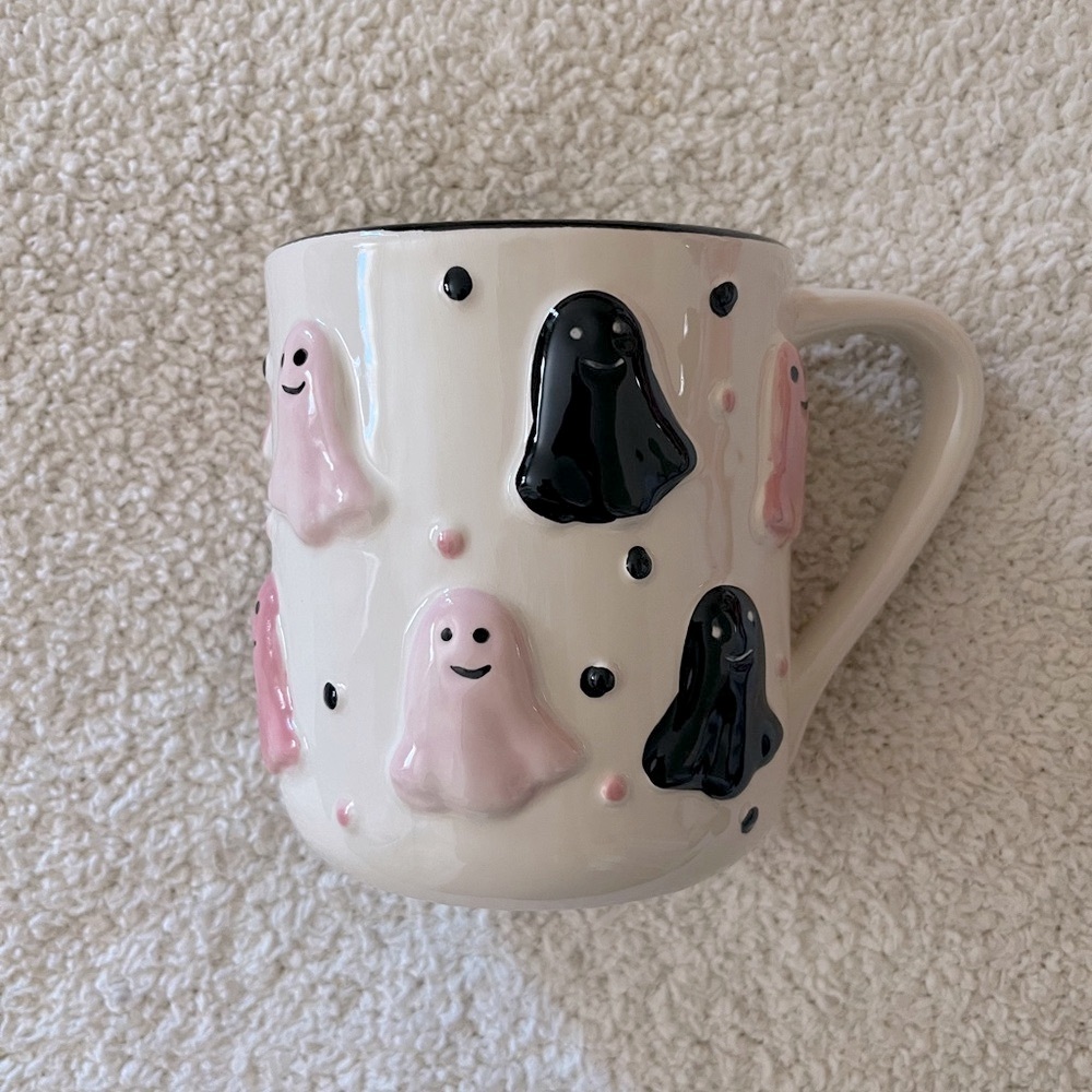 Puffy Ghost Patterned Mug